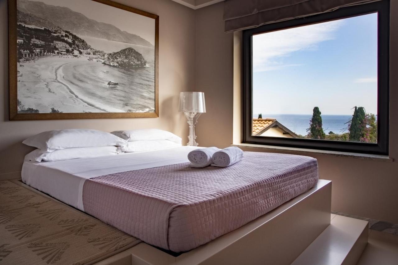Fenetre Sur Le Blue Apartment Taormina Exterior photo
